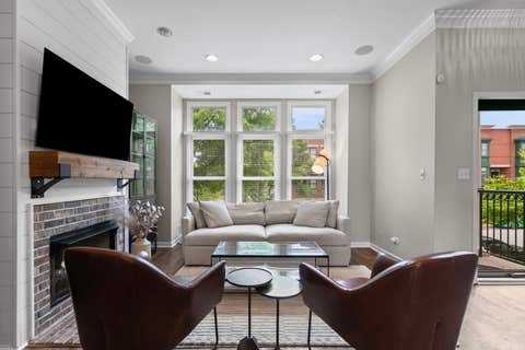 Tiny photo for 158 N Rose Street, Palatine, IL 60067 (MLS # 12677934)