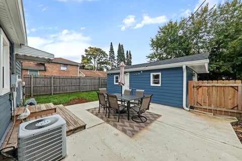 Tiny photo for 500 E Stimmel Street, West Chicago, IL 60185 (MLS # 12787018)