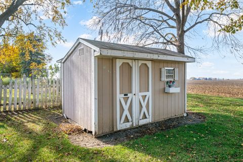 A home in Shabbona