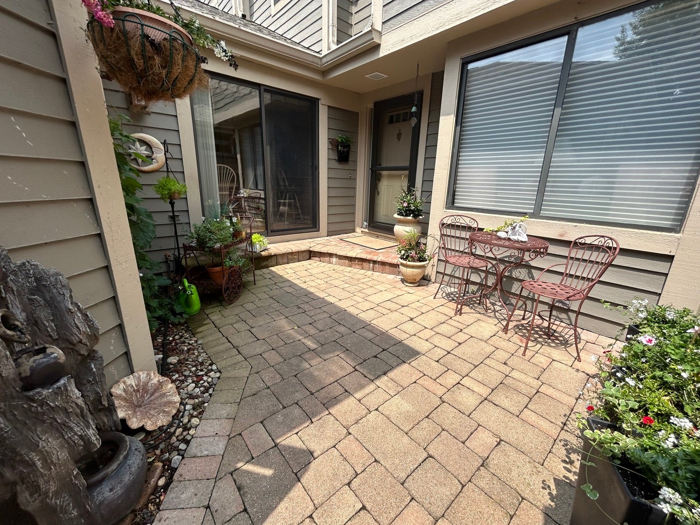 398 White Oak Lane