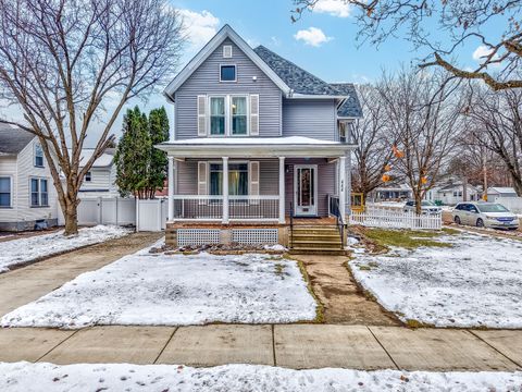 Tiny photo for 444 1st Avenue, Ottawa, IL 61350 (MLS # 12526513)