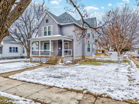 Tiny photo for 444 1st Avenue, Ottawa, IL 61350 (MLS # 12526513)