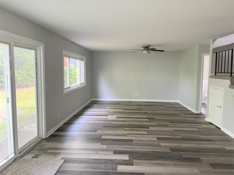 Tiny photo for 5711 Ring Court, Hanover Park, IL 60133 (MLS # 12504864)