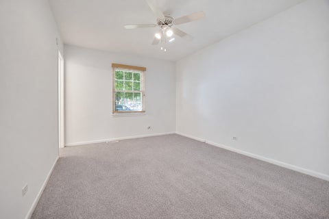Tiny photo for 1067 Grissom Trail, Elk Grove Village, IL 60007 (MLS # 12746366)