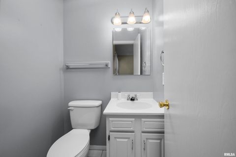 Tiny photo for 2130 E 38TH Street, Davenport, IA 52807 (MLS # QC4270011)