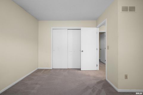 Tiny photo for 2130 E 38TH Street, Davenport, IA 52807 (MLS # QC4270011)