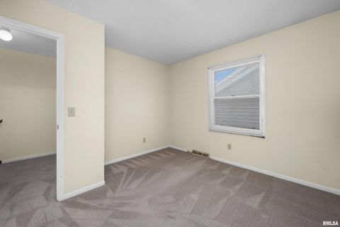 Tiny photo for 2130 E 38TH Street, Davenport, IA 52807 (MLS # QC4270011)