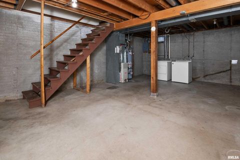 Tiny photo for 2130 E 38TH Street, Davenport, IA 52807 (MLS # QC4270011)