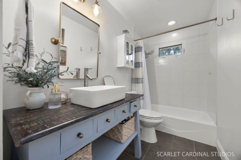 Tiny photo for 213 W Gartner Road, Naperville, IL 60540 (MLS # 12744543)