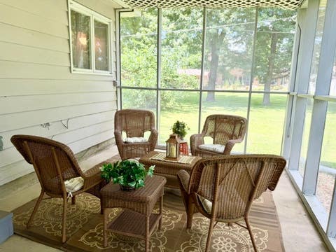 Tiny photo for 1100 Meadowview Drive, Mendota, IL 61342 (MLS # 12696483)