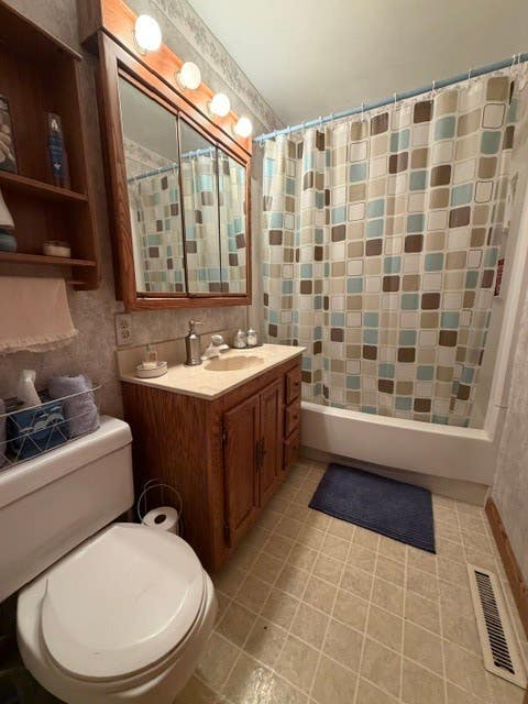 Tiny photo for 1100 Meadowview Drive, Mendota, IL 61342 (MLS # 12696483)