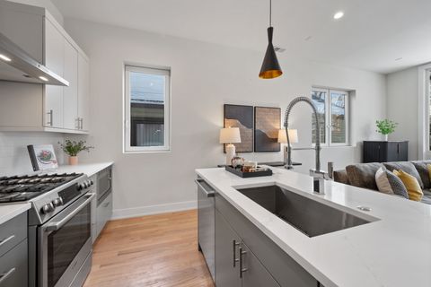 Tiny photo for 910 N Wood Street #2, Chicago, IL 60622 (MLS # 12557398)