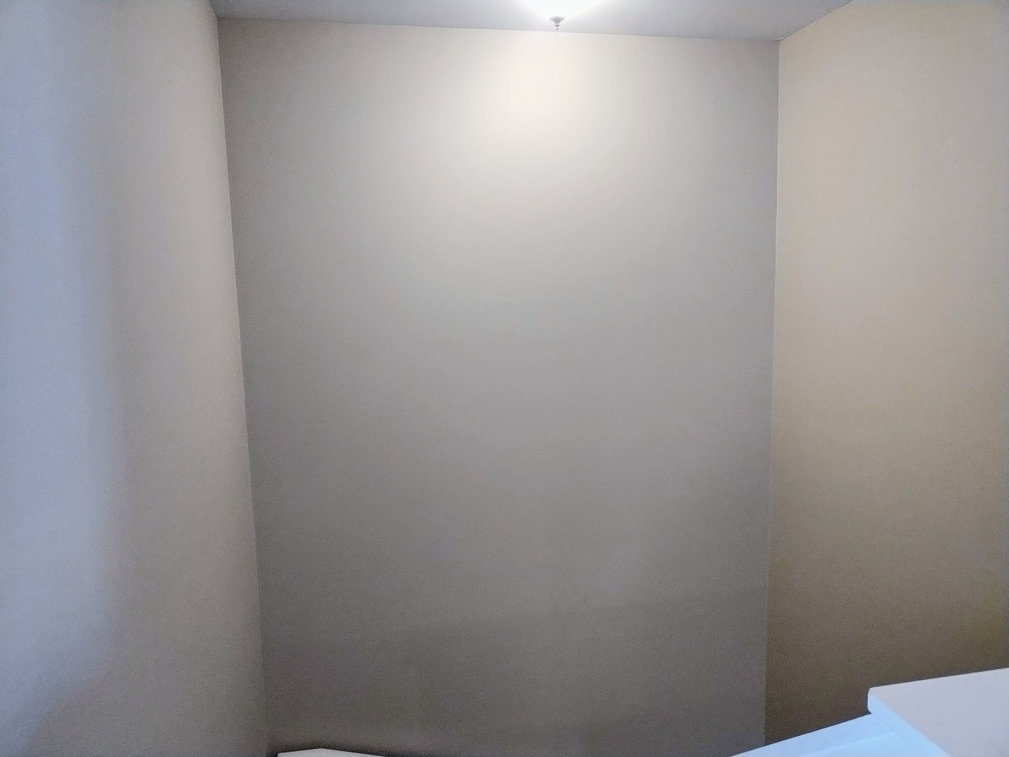 Skokie, Illinois 60077, United States, 3 Bedrooms Bedrooms, ,3 BathroomsBathrooms,Residential,Active,225576