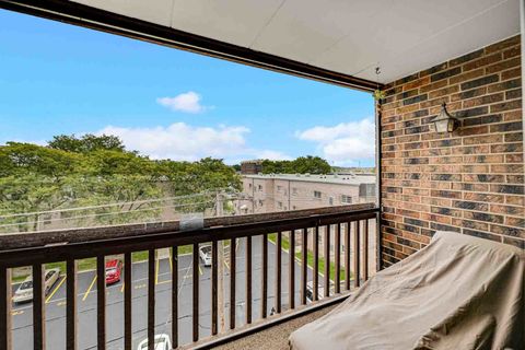 A home in Oak Lawn