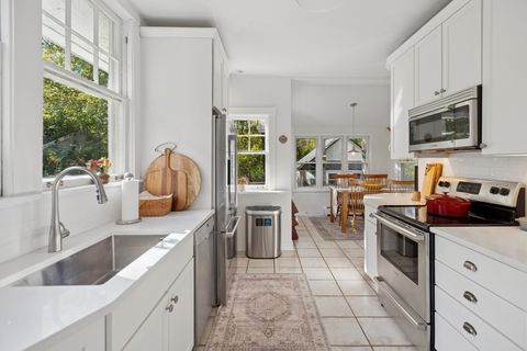 Tiny photo for 228 Poplar Street, Winnetka, IL 60093 (MLS # 12500953)