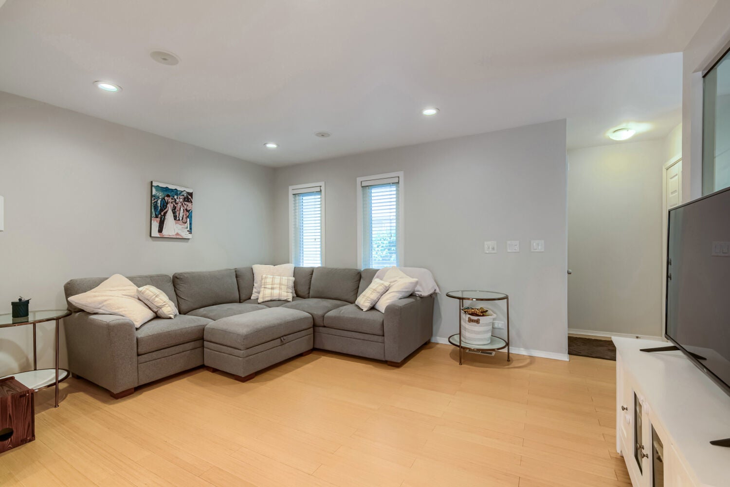 4647 N Kenmore Avenue B - Photo 4