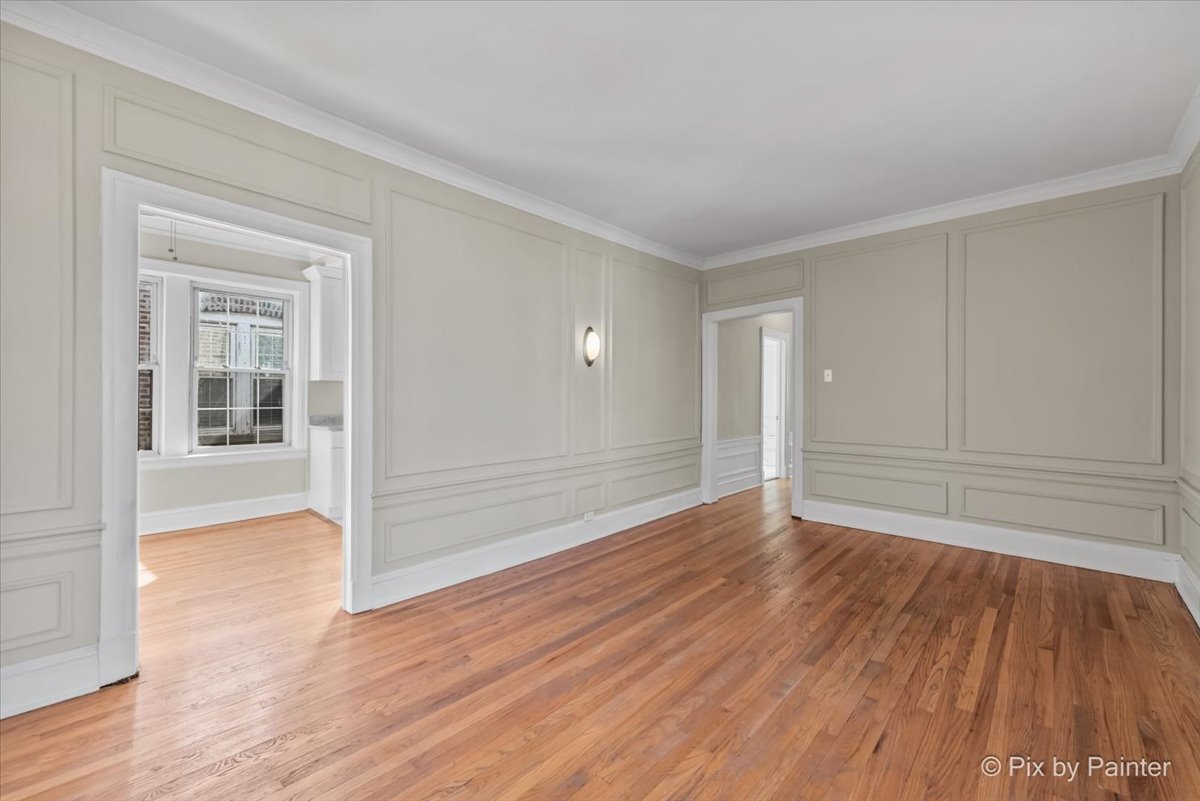 835 E 49th Street 3