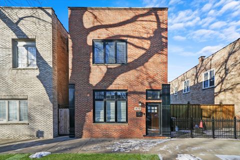 4170 S Wallace Street Chicago IL 60609