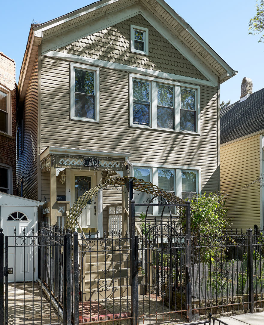 1506 W Victoria Street