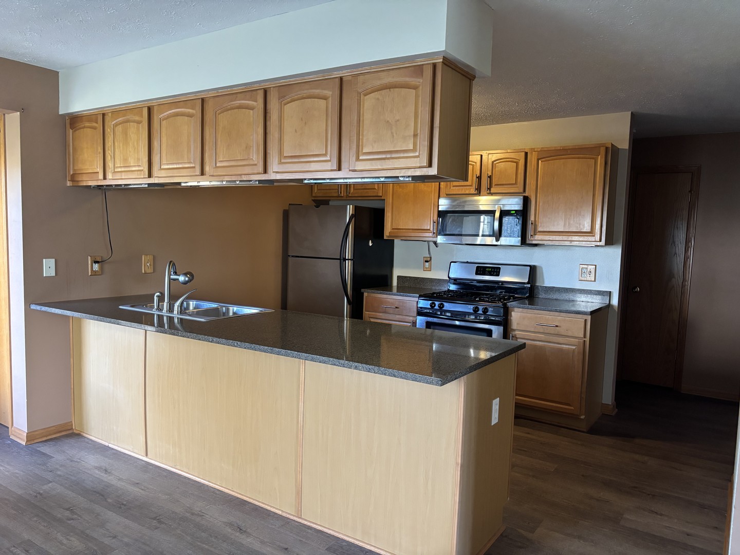 955 Buckingham Lane 955