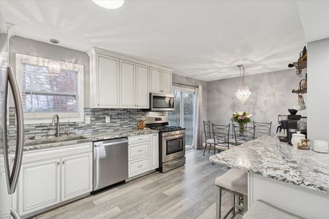 Tiny photo for 549 Bayfield Road, Rockton, IL 61072 (MLS # 12546139)