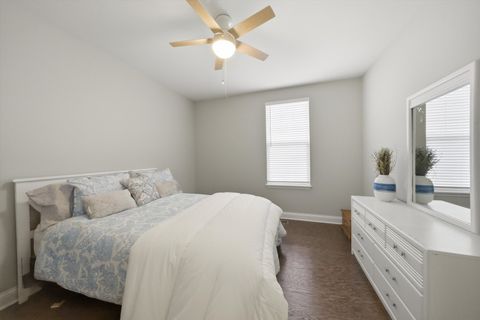 Tiny photo for 76 Somerset Circle, Wheaton, IL 60189 (MLS # 12581121)