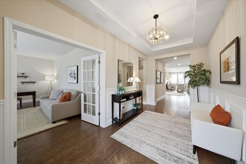 Tiny photo for 76 Somerset Circle, Wheaton, IL 60189 (MLS # 12581121)