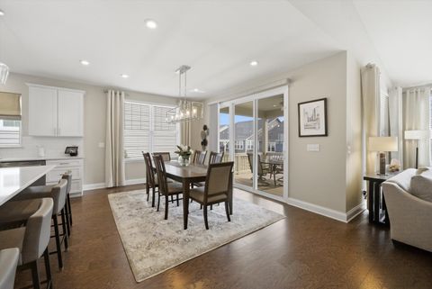 Tiny photo for 76 Somerset Circle, Wheaton, IL 60189 (MLS # 12581121)