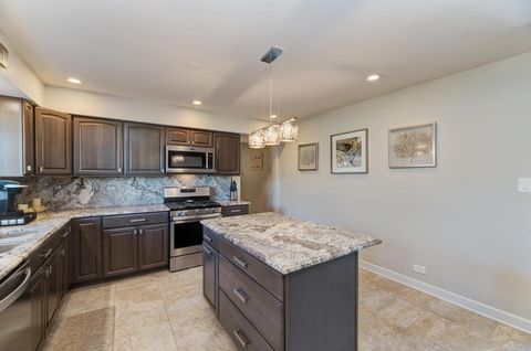 Tiny photo for 6 Meadowood Drive, Oak Brook, IL 60523 (MLS # 12538684)