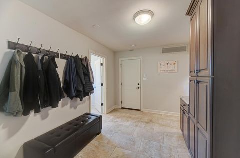 Tiny photo for 6 Meadowood Drive, Oak Brook, IL 60523 (MLS # 12538684)