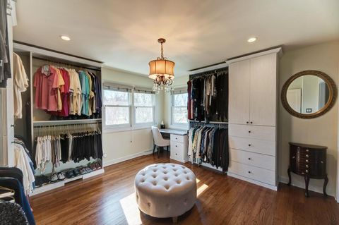 Tiny photo for 6 Meadowood Drive, Oak Brook, IL 60523 (MLS # 12538684)