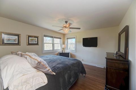 Tiny photo for 6 Meadowood Drive, Oak Brook, IL 60523 (MLS # 12538684)