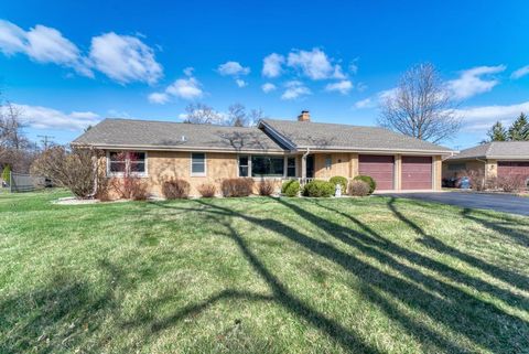 Tiny photo for 6 Meadowood Drive, Oak Brook, IL 60523 (MLS # 12538684)