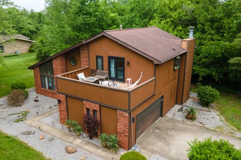 Tiny photo for 183 Heritage Road, Carbondale, IL 62903 (MLS # 12633491)