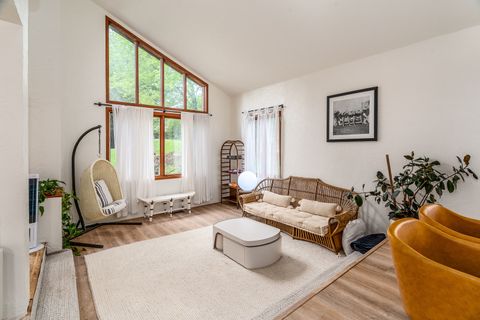 Tiny photo for 183 Heritage Road, Carbondale, IL 62903 (MLS # 12633491)