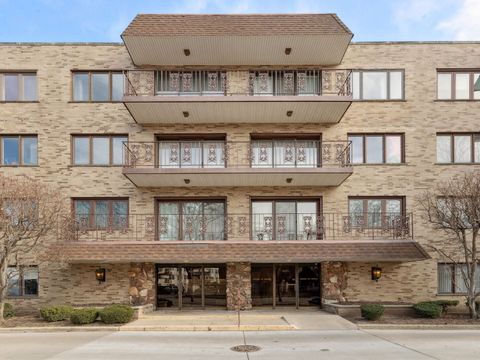 Photo of 8225 N Niles Center Road N #309, Skokie, IL 60077 (MLS # 12575258)