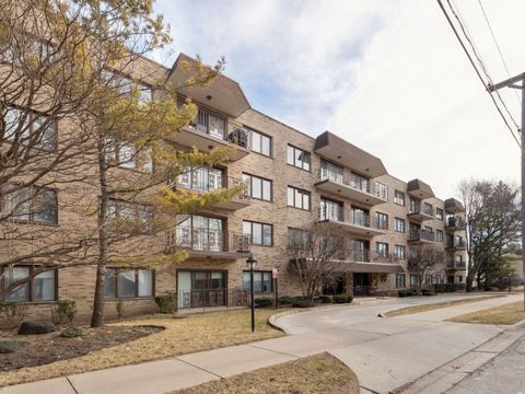 Tiny photo for 8225 N Niles Center Road N #309, Skokie, IL 60077 (MLS # 12575258)