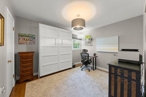 Tiny photo for 296 Kenilworth Avenue, Glen Ellyn, IL 60137 (MLS # 12624639)