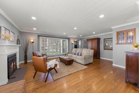 Tiny photo for 296 Kenilworth Avenue, Glen Ellyn, IL 60137 (MLS # 12624639)