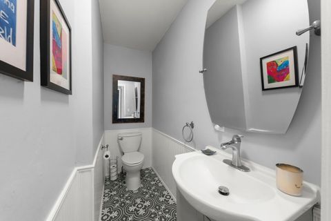 Tiny photo for 296 Kenilworth Avenue, Glen Ellyn, IL 60137 (MLS # 12624639)