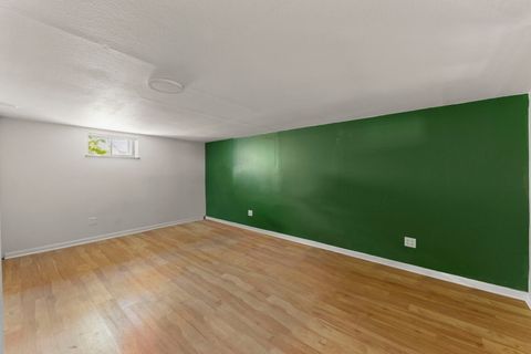 Tiny photo for 296 Kenilworth Avenue, Glen Ellyn, IL 60137 (MLS # 12624639)