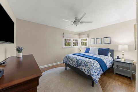 Tiny photo for 296 Kenilworth Avenue, Glen Ellyn, IL 60137 (MLS # 12624639)