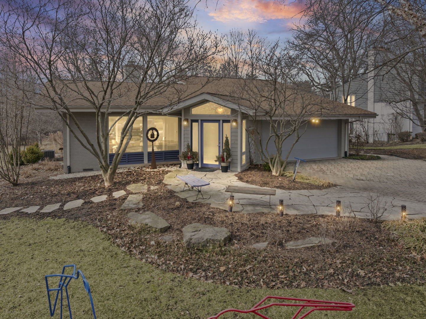 1990 Southridge Terrace