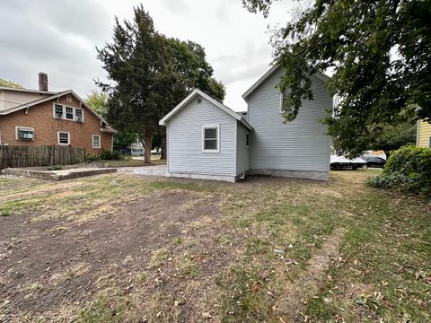 Tiny photo for 704 W 7th Street, Sterling, IL 61081 (MLS # 12496473)