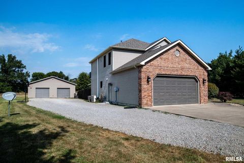 Tiny photo for 1615 POSEY Street, Marion, IL 62959 (MLS # EB458477)