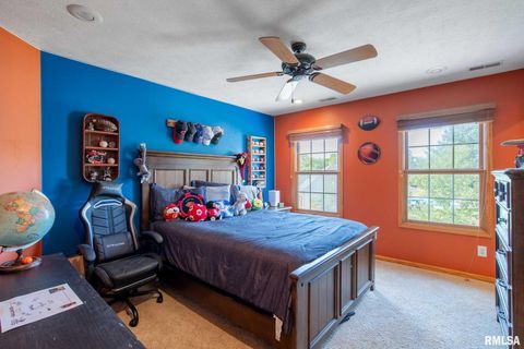 Tiny photo for 1615 POSEY Street, Marion, IL 62959 (MLS # EB458477)