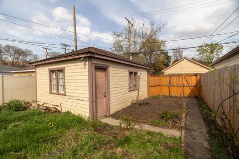 Tiny photo for 1747 N Sayre Avenue, Chicago, IL 60707 (MLS # 12616984)