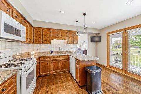 Tiny photo for 13764 W Deervalley Drive, Homer Glen, IL 60491 (MLS # 12609219)