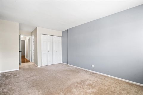 Tiny photo for 363 Oaktree Court, Hoffman Estates, IL 60169 (MLS # 12460250)