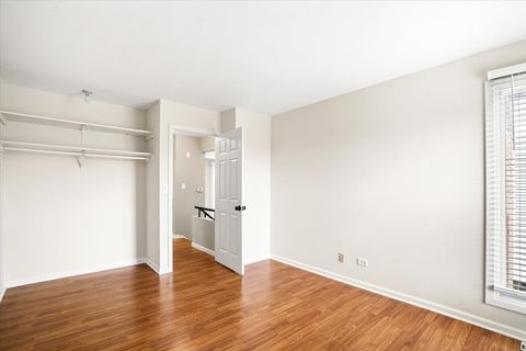 Tiny photo for 363 Oaktree Court, Hoffman Estates, IL 60169 (MLS # 12460250)